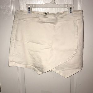 White vestique skort